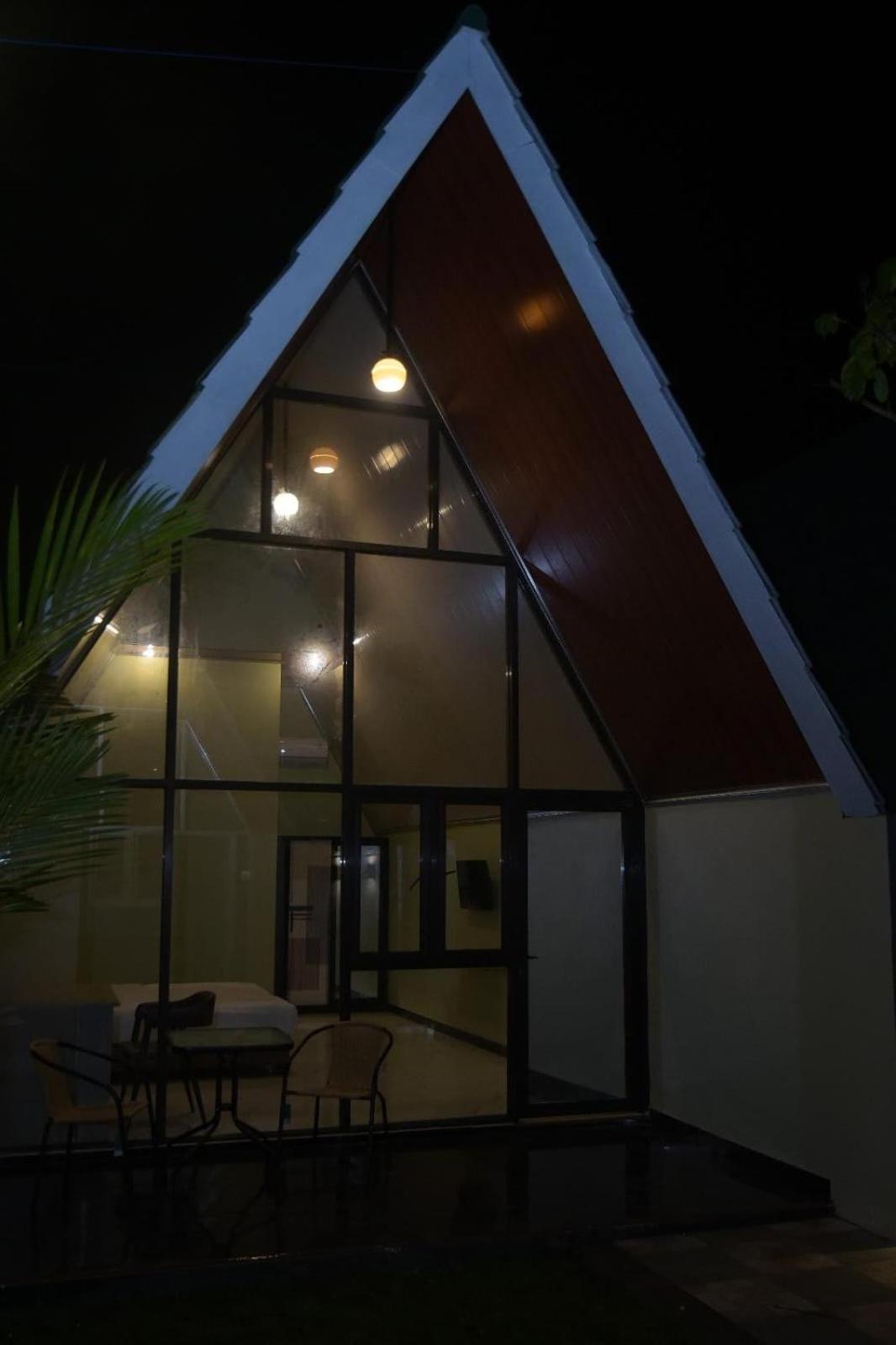 Kaliningrat Cottage 1 Sidomukti Экстерьер фото